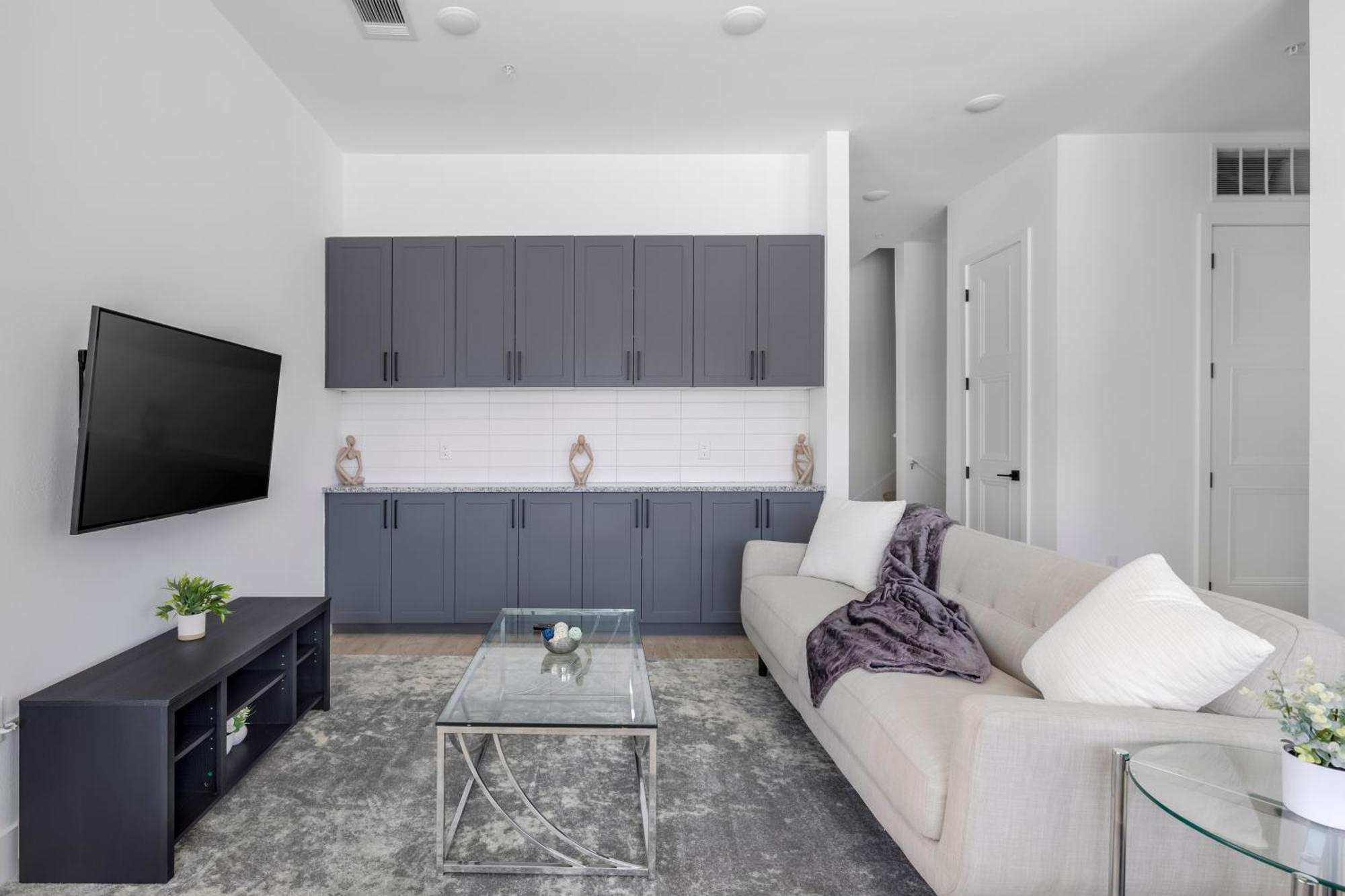 Railyard Apartments By Barsala Дентон Номер фото